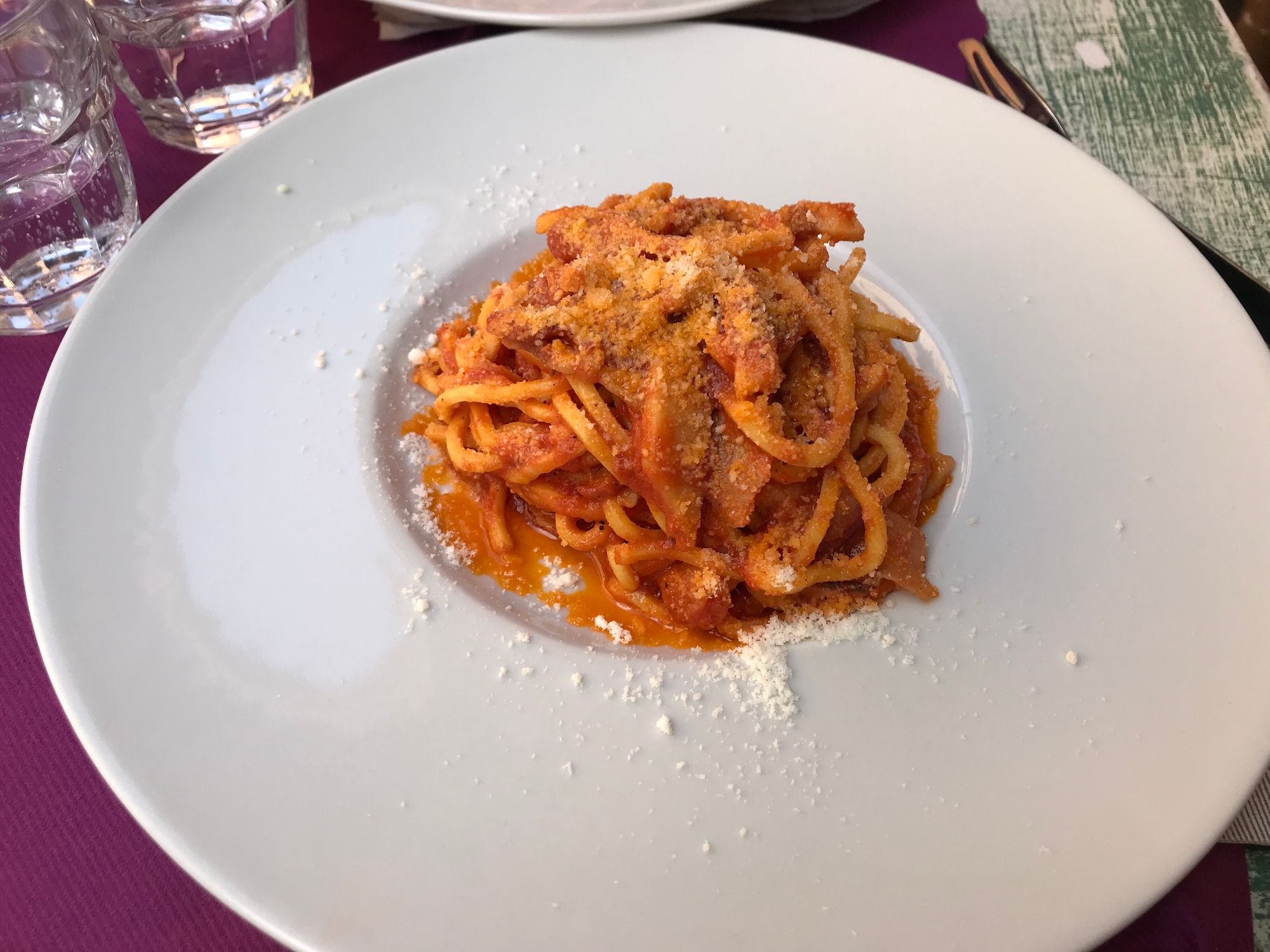 Spaghetti all'amatriciana en Enoteca Trastevere