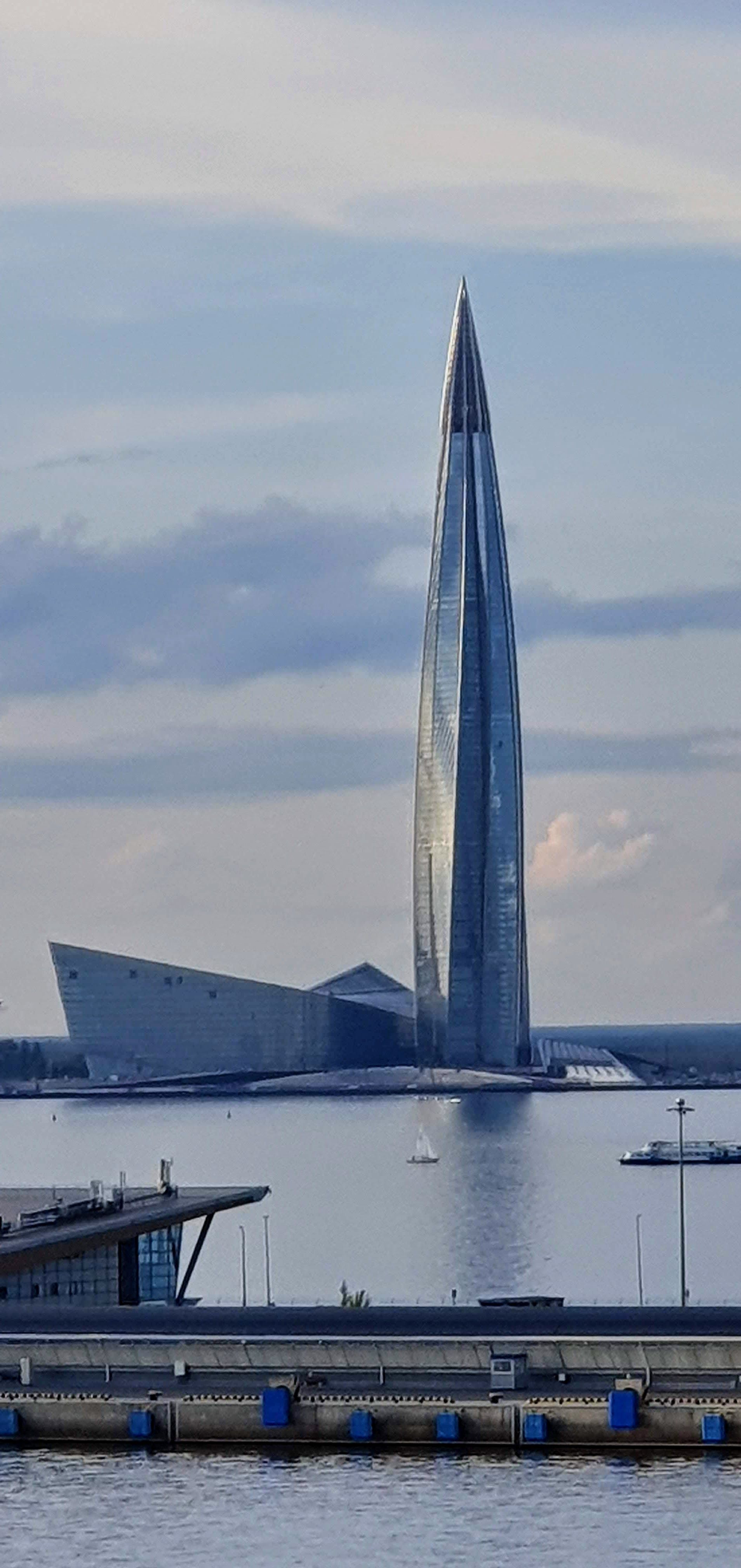 El Lakhta Center, uno de los rascacielos más nuevos de San Petersburgo