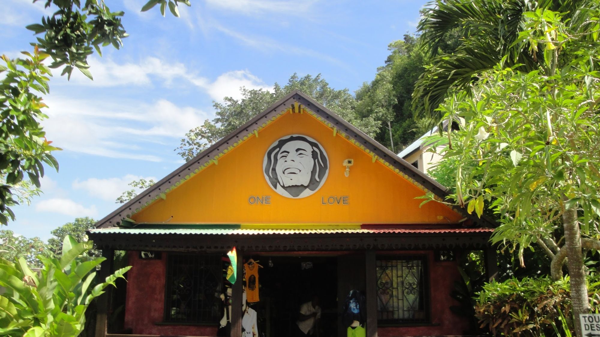 Tienda de recuerdos de la casa de la niñez de Bob Marley en Nine Mile, Jamaica