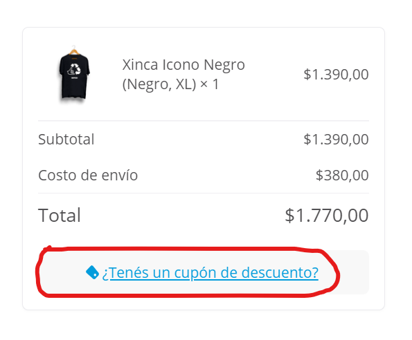 Comprando en la tienda de Xinca