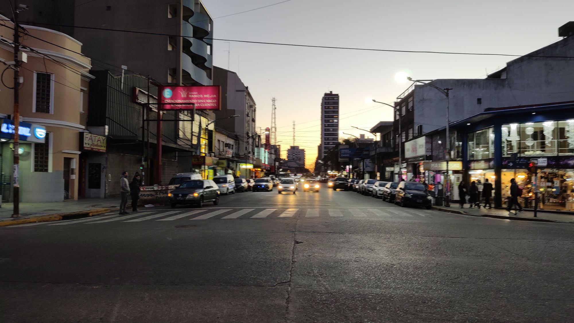 Panorámica anocheciendo