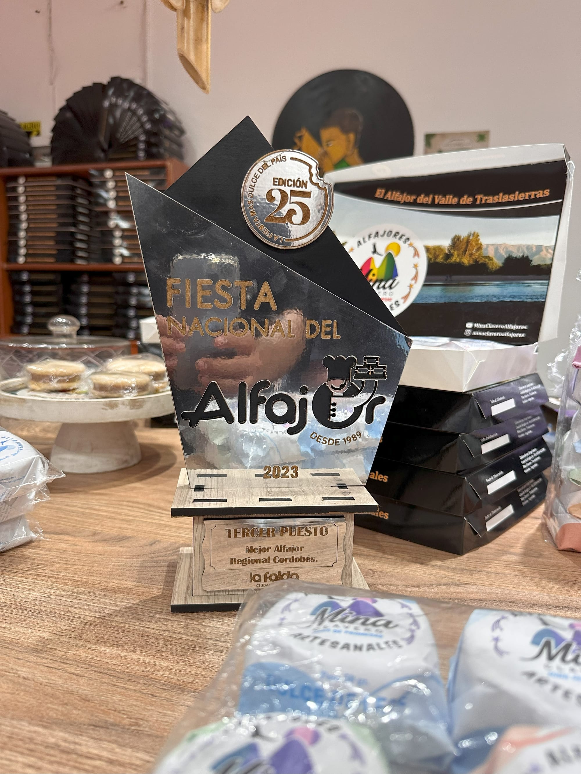 Alfajores Mina Clavero. Ganadres de la fiesta nacional del alfajor