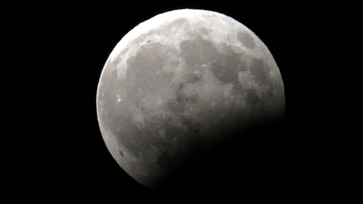 Luna llena en Piscis: un portal de sensibilidad y transformación