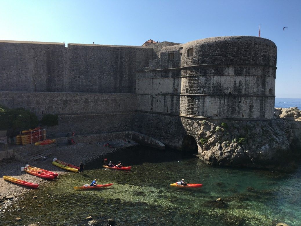 Dubrovnik. Una ciudad mágica. En Crucero