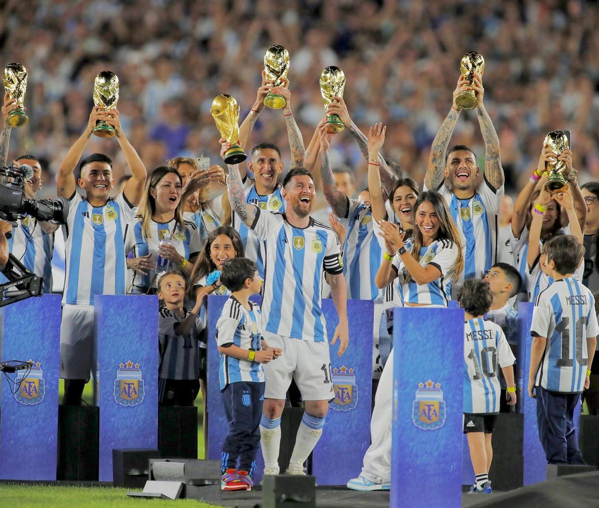 Histórico partido de Argentina vs. Panamá en el Monumental