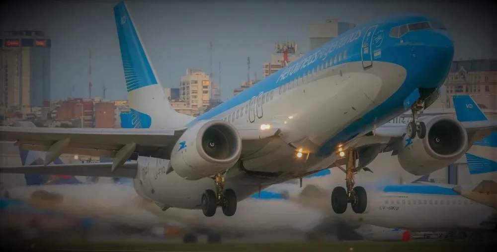 Argentina: primer vuelo con combustible sustentable.