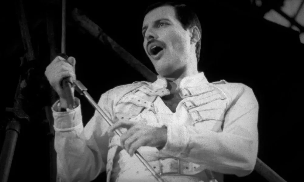 Cumpleaños 77 de Freddie Mercury.