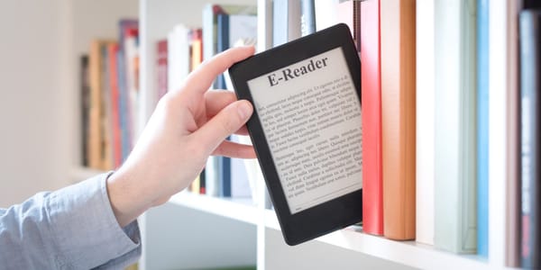 Leer en Kindle: Ventajas y desventajas de dejar el papel